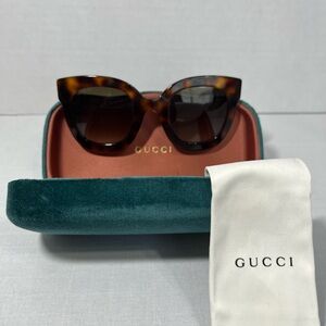 New Gucci sunglasses